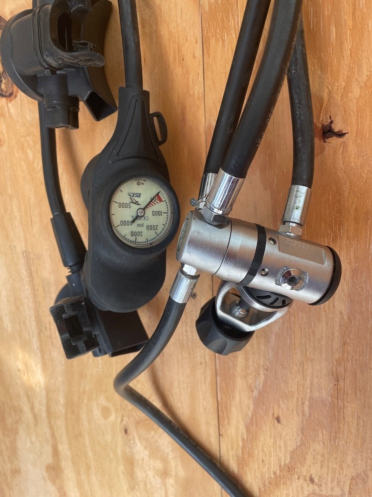 IST Triple Gauge Console Scuba Regulator | 5000psi, Depth, Navigation | Set