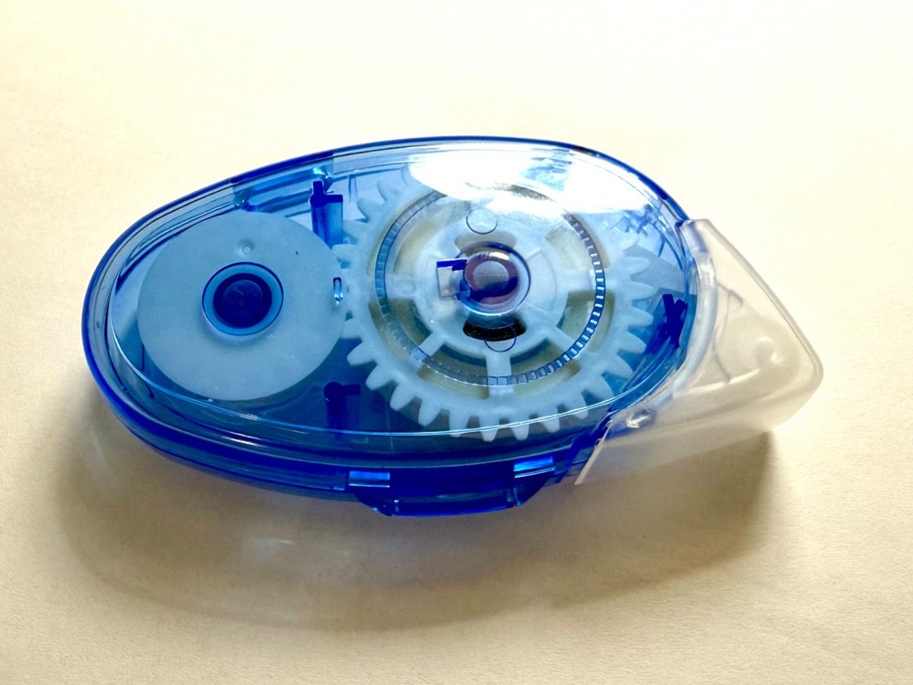 PERMANENT TAPE GLUE RUNNER FOR BLISTERS