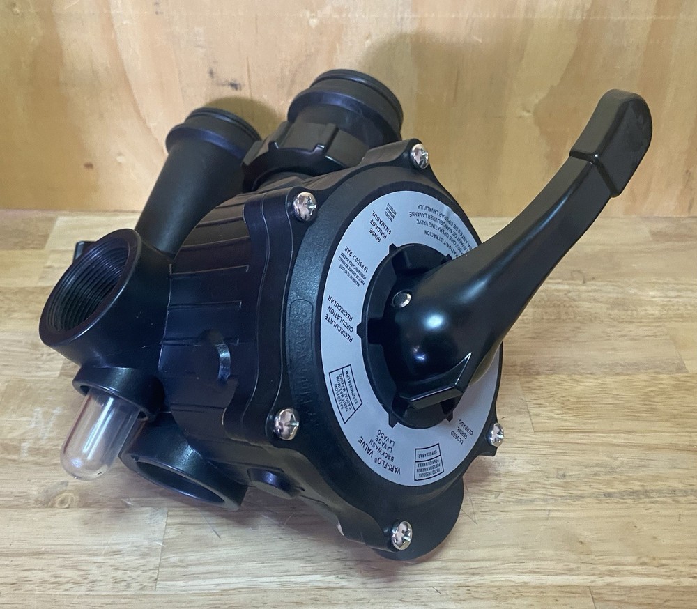 Vari-Flo 1-1/2 Inch Multiport Valve “ Never Used “