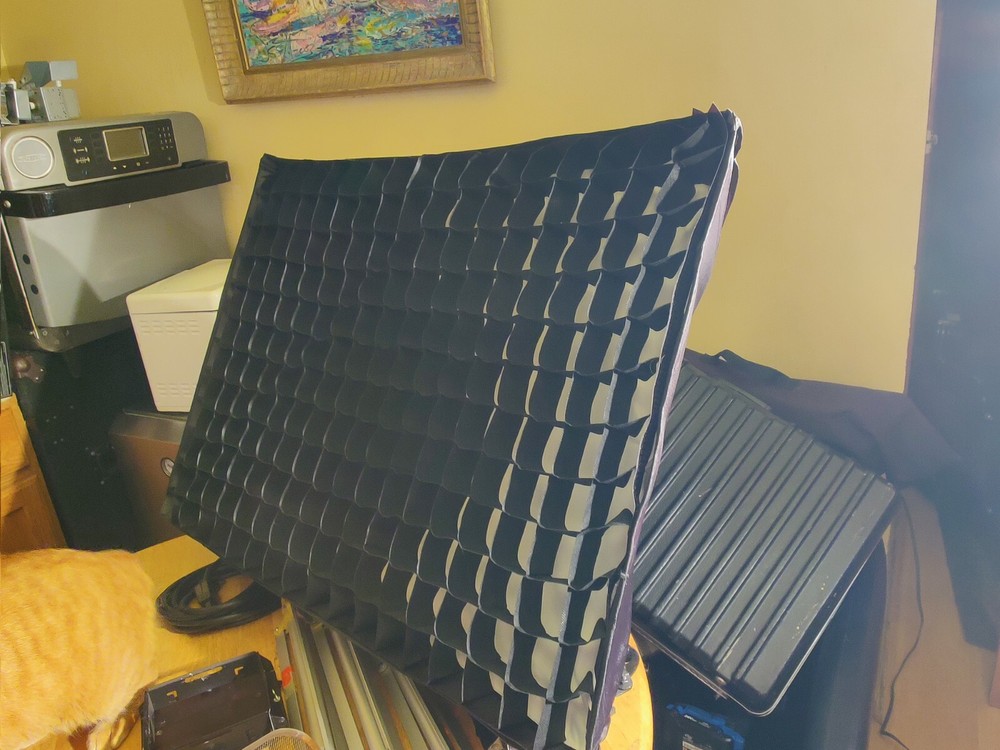 Lowel 3 Light kit With Light Bank