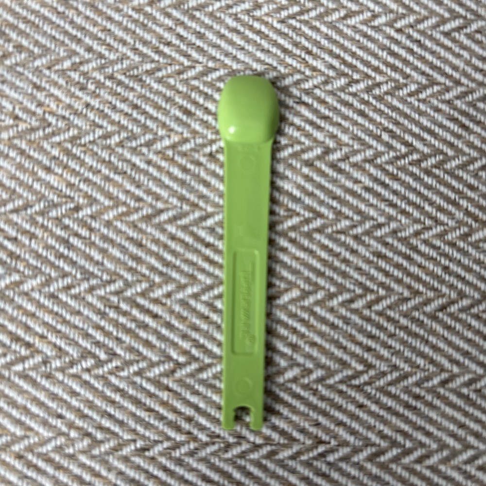 Tupperware 1/4 tsp Measuring Spoon Replacement Green #1267