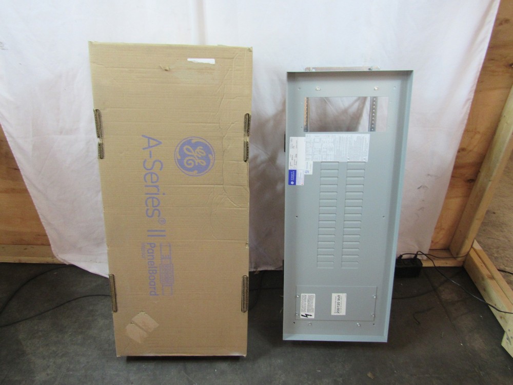 GE AQU3302RCXAXT1 Loadcenters and Panelboards