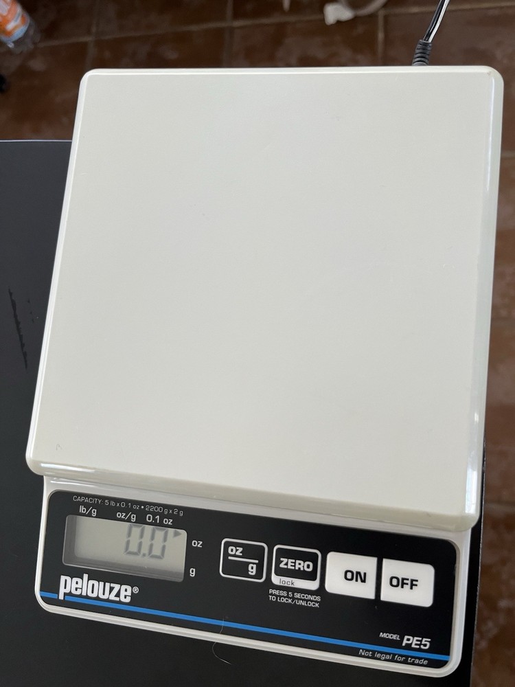 Pelouze PE5 Digital Tabletop Scale 5 lb/2 kg Capacity AC Adapter Zero Function