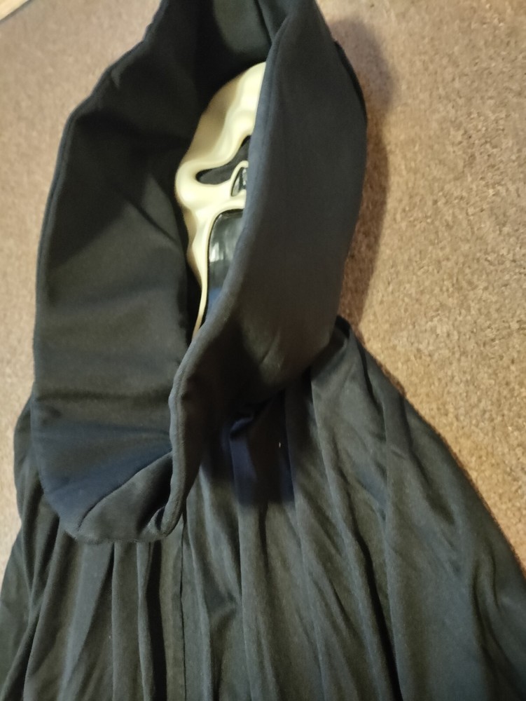 Extremely RARE Ghostface Funworld DIV fantastic faces with long cape GITD