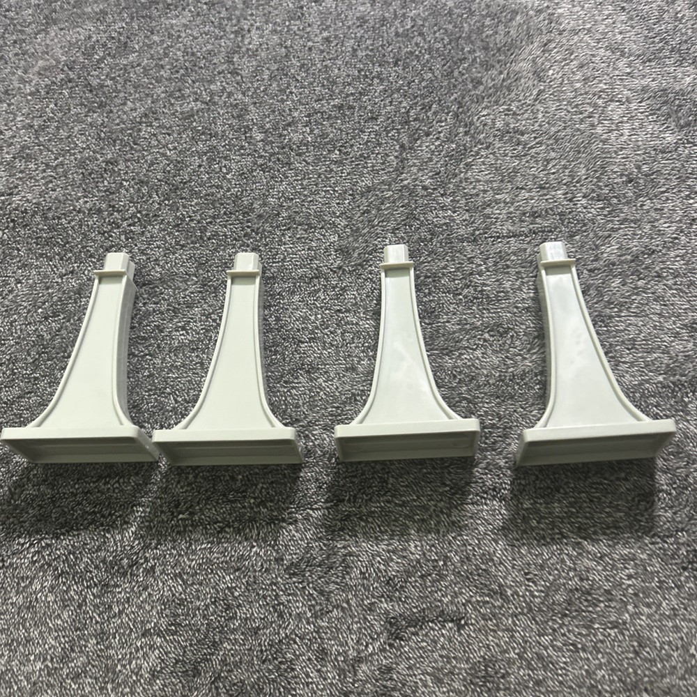 Disney Monorail Track 4 Support Columns