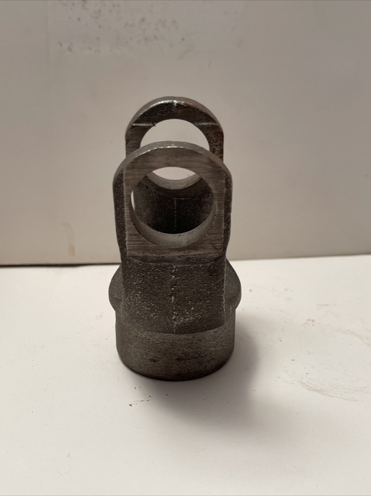 NOS Spicer 10-4-53 PTO End Yoke