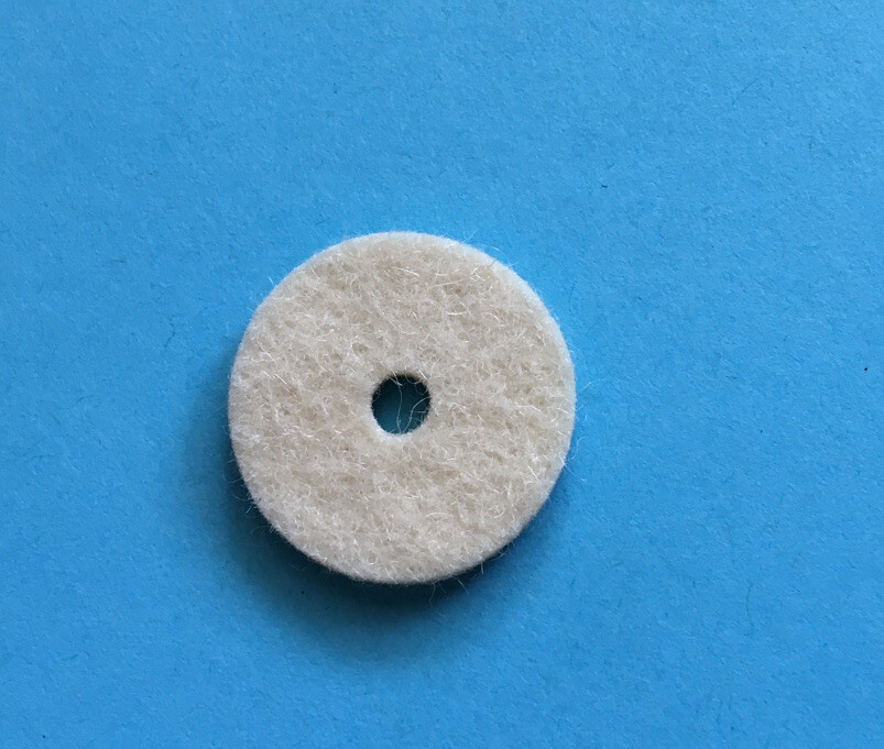 *NOS* 143191-SINGER-RETAINING DISC-FOR SEWING MACHINE *FREE SHIPPING*