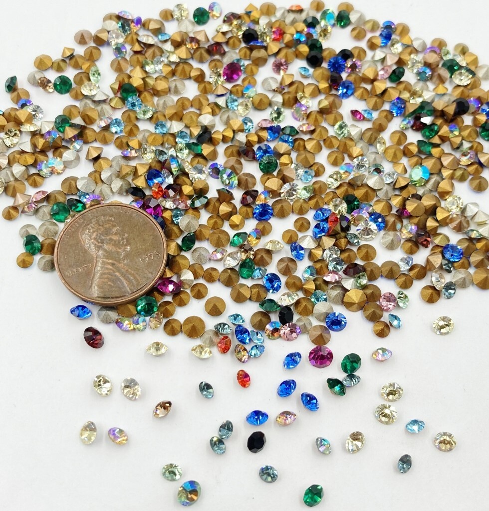 200 Vintage Swarovski Crystal 3mm To 4mm Small Rhinestones - Jewelry Repair J50