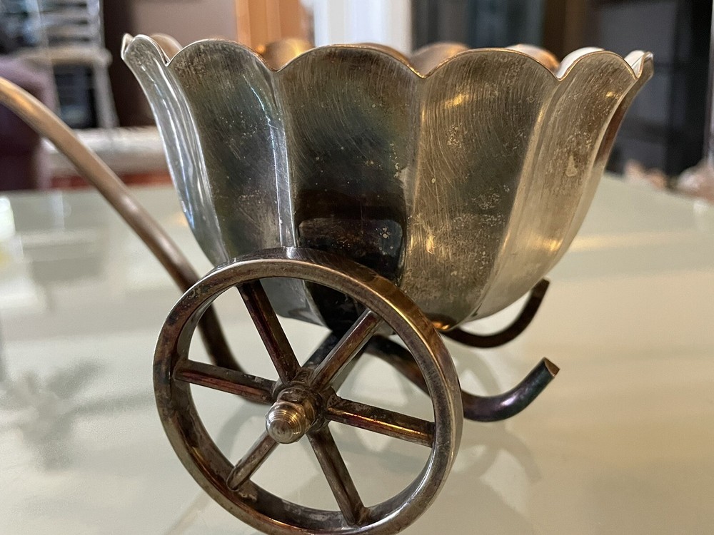 Raimond Silverplate Italy Server Push Wagon Bowl Height 3-3/4”