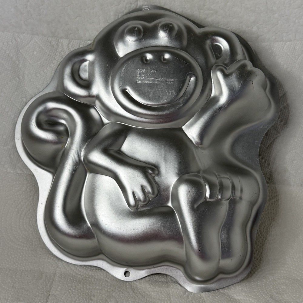 Wilton Monkey Cake Pan 2105-1023 Bakeware 2008