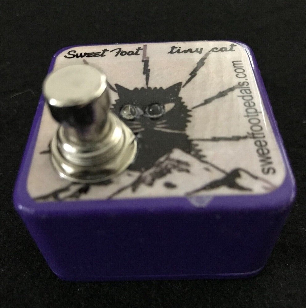 Tiny Cut Footswitch HANDMADE IN USA - Tiny Cat Purple