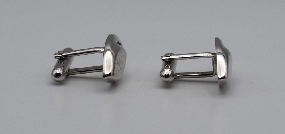Swank Silver Tone Intricately Designed Cufflinks