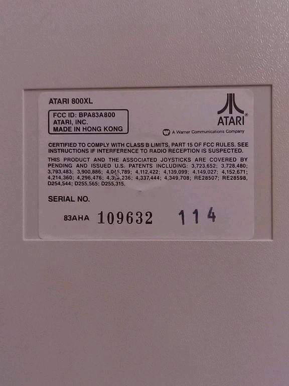Atari 800 XL Computer Tested & Working w/ Power + Manuel US version