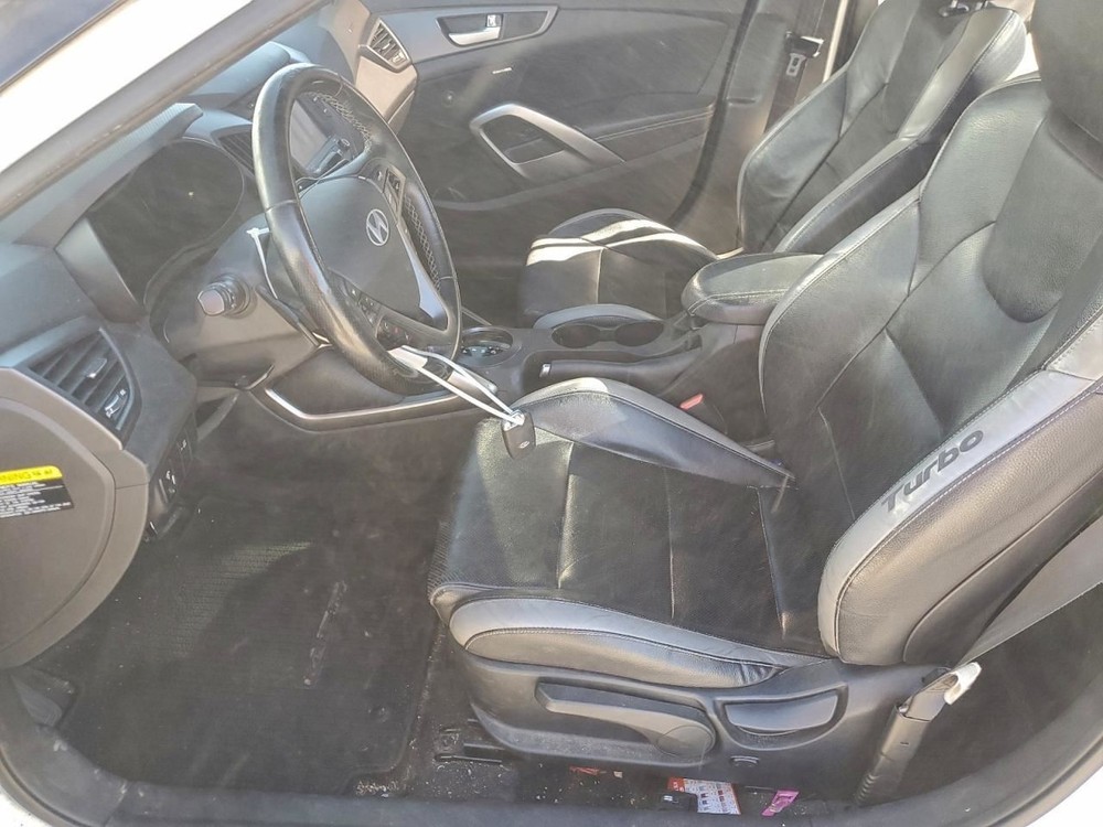 VELOSTER 2016 Glove Box 4937476