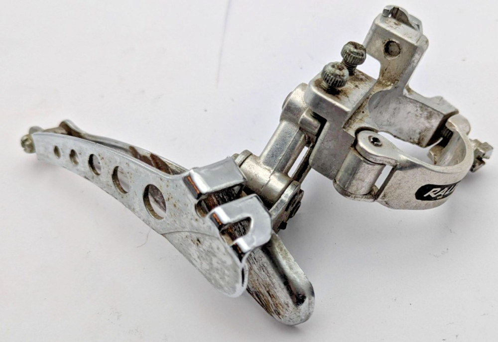 RALEIGH SUNTOUR COMPE-V FRONT DERAILLEUR 28.6 SILVER BOTTOM PULL CABLE STOP