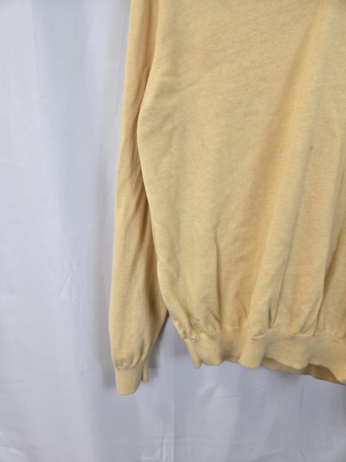 Alan Paine Sweater Mens 48 Yellow V Neck Cotton Cashmere Lightweight Knit