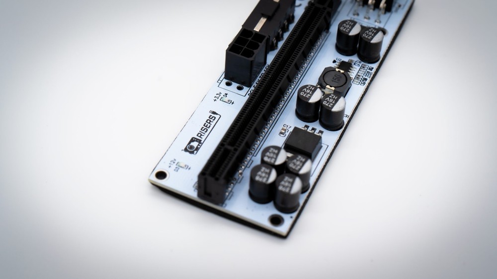 GPURISERS GPU RISERS 8 CAPACITOR 6 PACK RISERS PCI-E Board