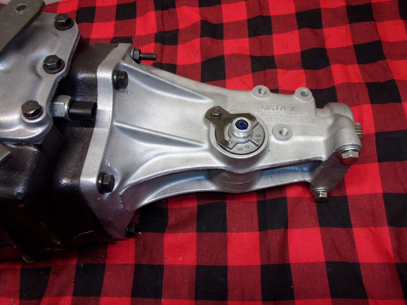 GM 833 MY6 NP440 3 SPEED WITH O/D 3.09 1ST GEAR 2WD TRUCK 10 X 27 SPLINE
