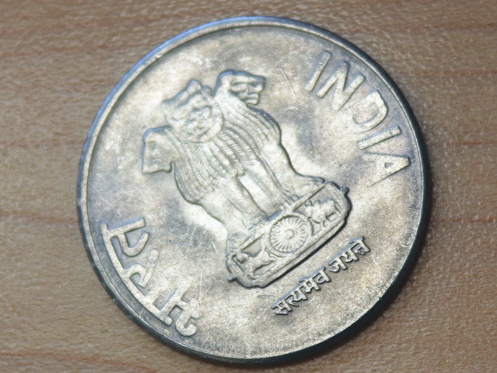 2013 India 2 Rupees Noida Mint