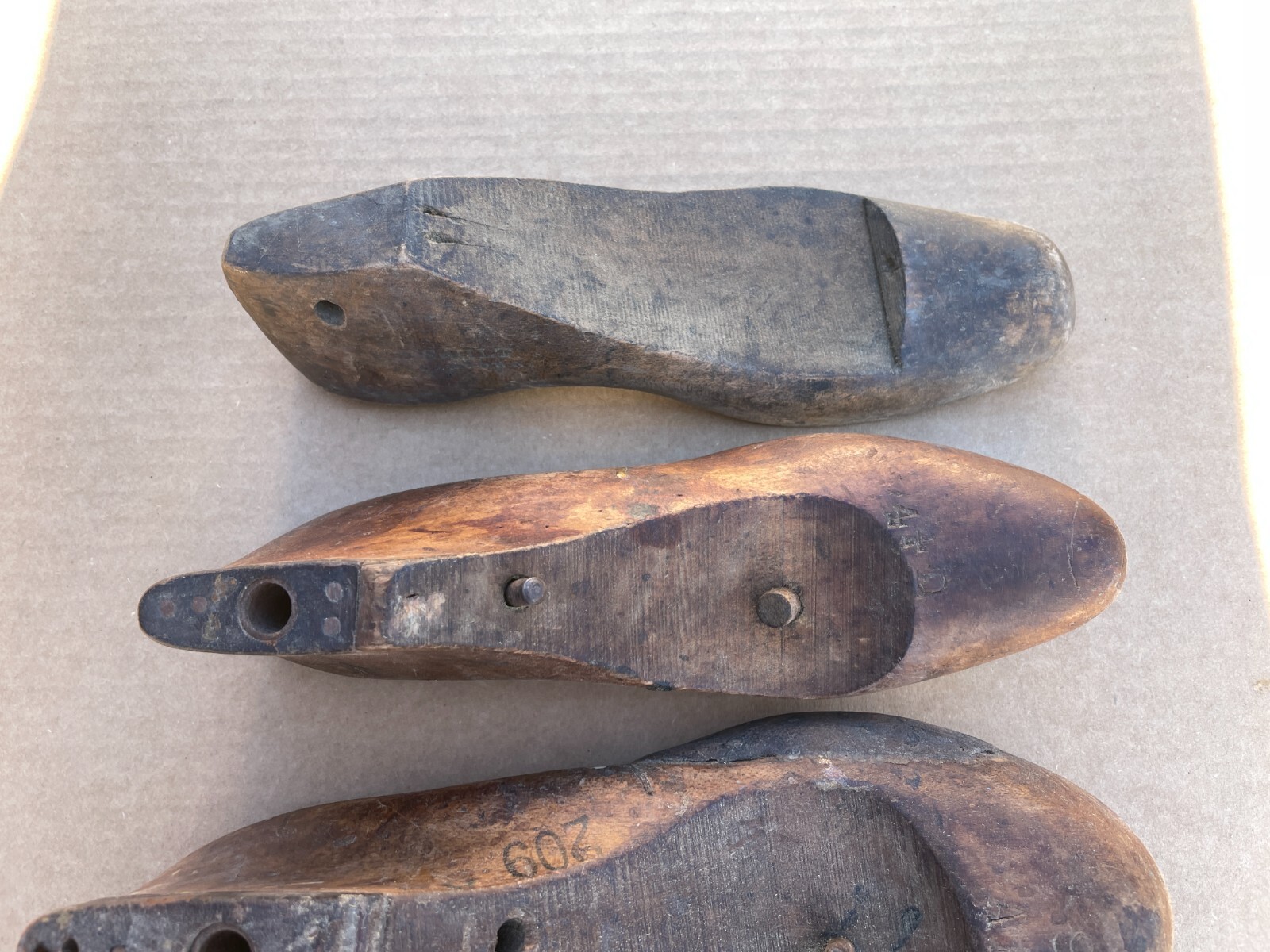 OUTSTANDING Lot of (7) Antique Wood Adult SHOE LASTS Forms Cobbler Molds