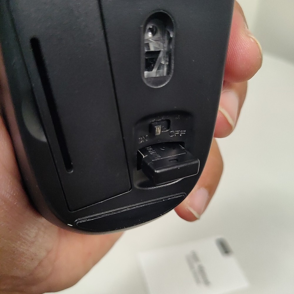 Seenda Wireless Mouse Black 2- Button Noiseless Click 2.4G Plug & Play