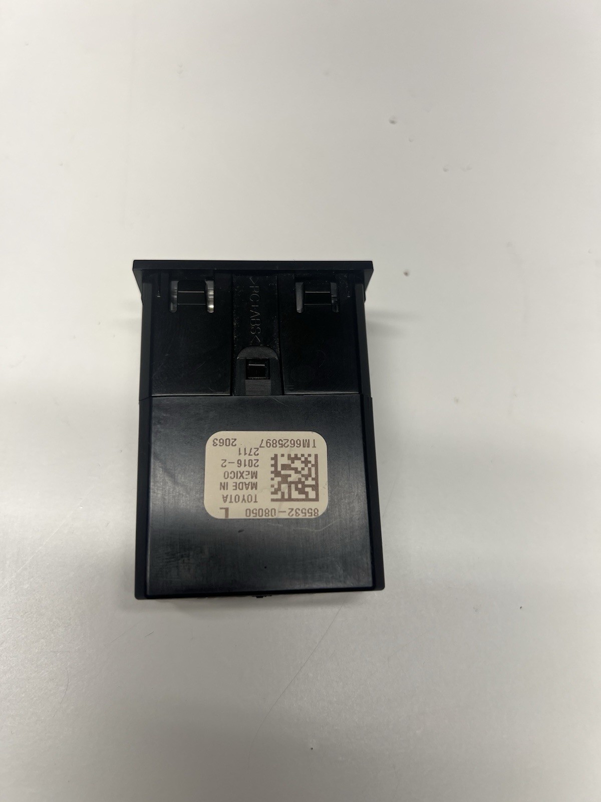 15-2023 TOYOTA TACOMA CENTER CONSOLE DUAL CHARGING PORT USB OEM Upgrade To USB-C