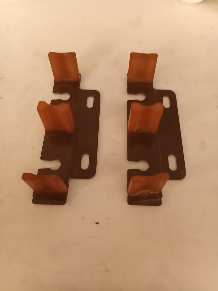 2 LE Johnson Products Bypass Door Guide Universal