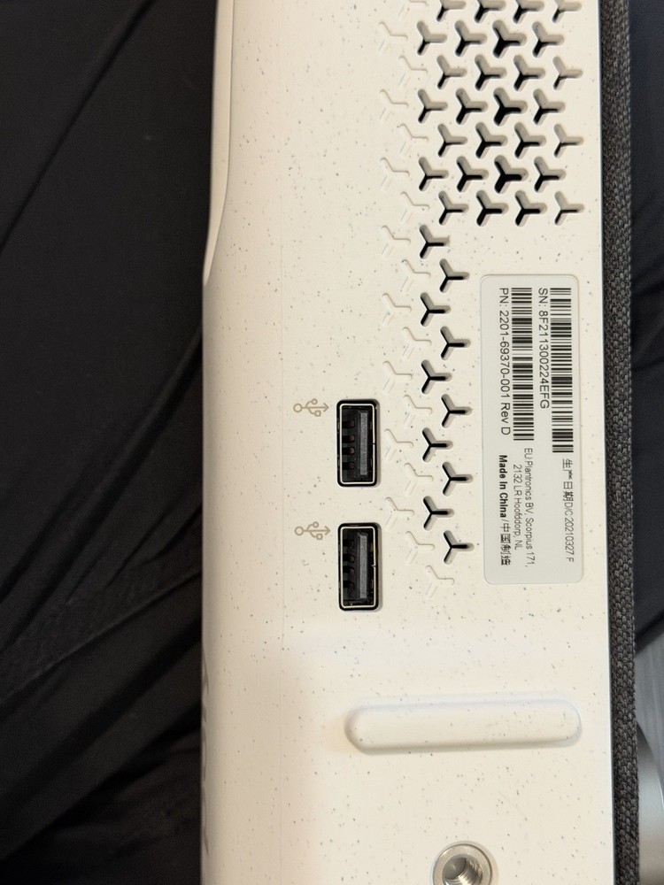 Poly Studio P15 Personal Video Bar Premium 4K Webcam Solution