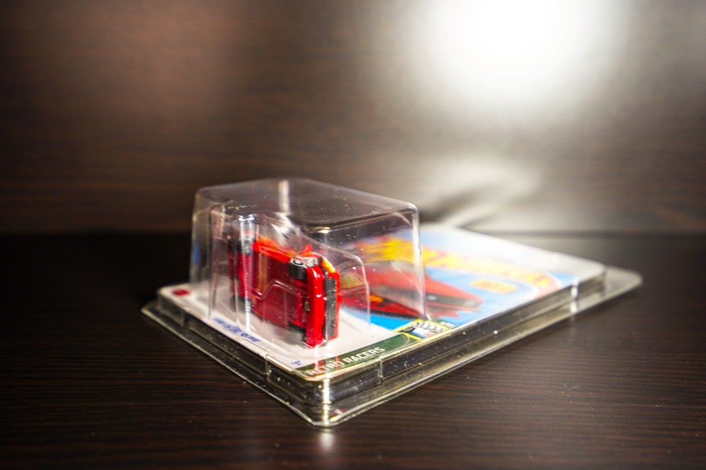 12-Pack Hot Wheels & Matchbox Clear Plastic Protector Display Cases Basic Cars