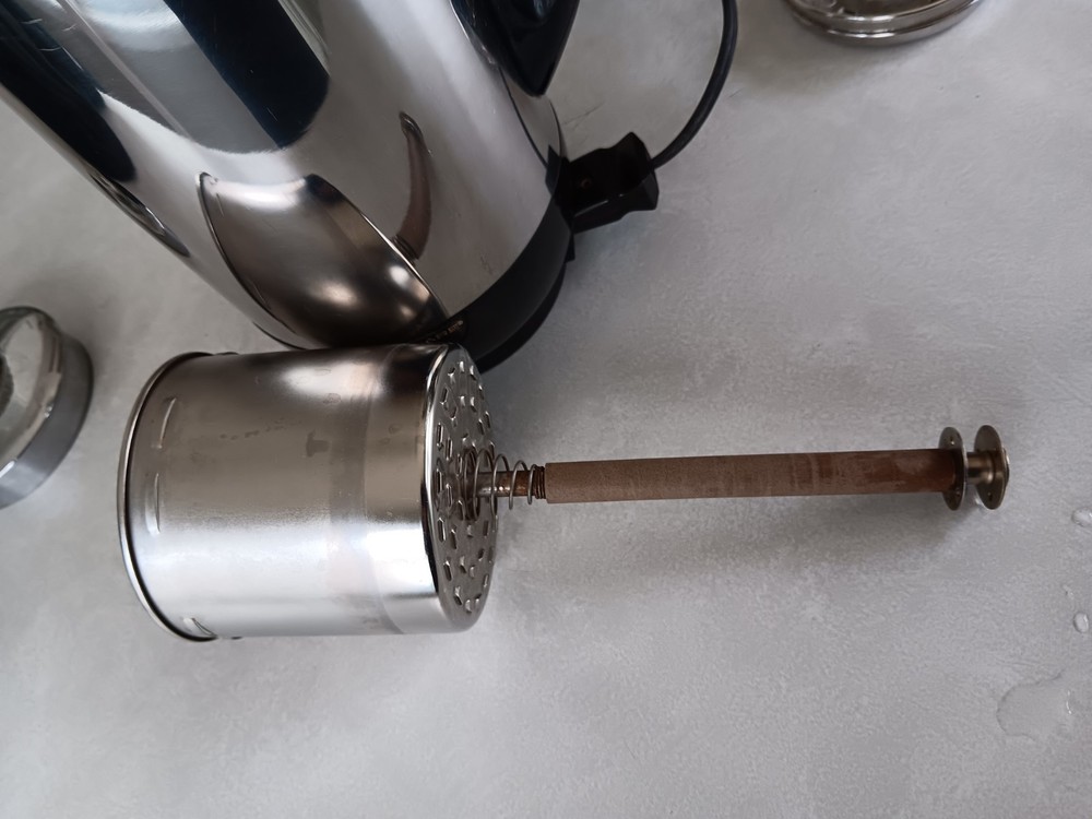 Farberware Superfast Fully Automatic 12 Cup Percolator Coffee Pot Model 142B