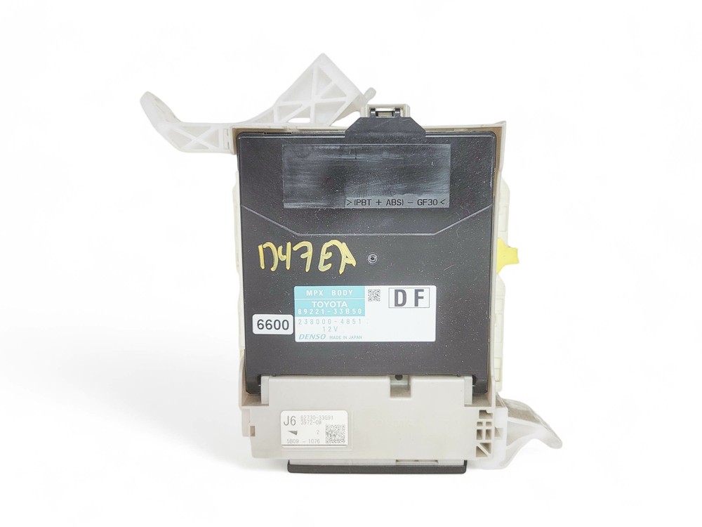 2014-2016 Lexus ES300h Computer Multiplex Network Body 89220-33E20, D047, OEM, 2