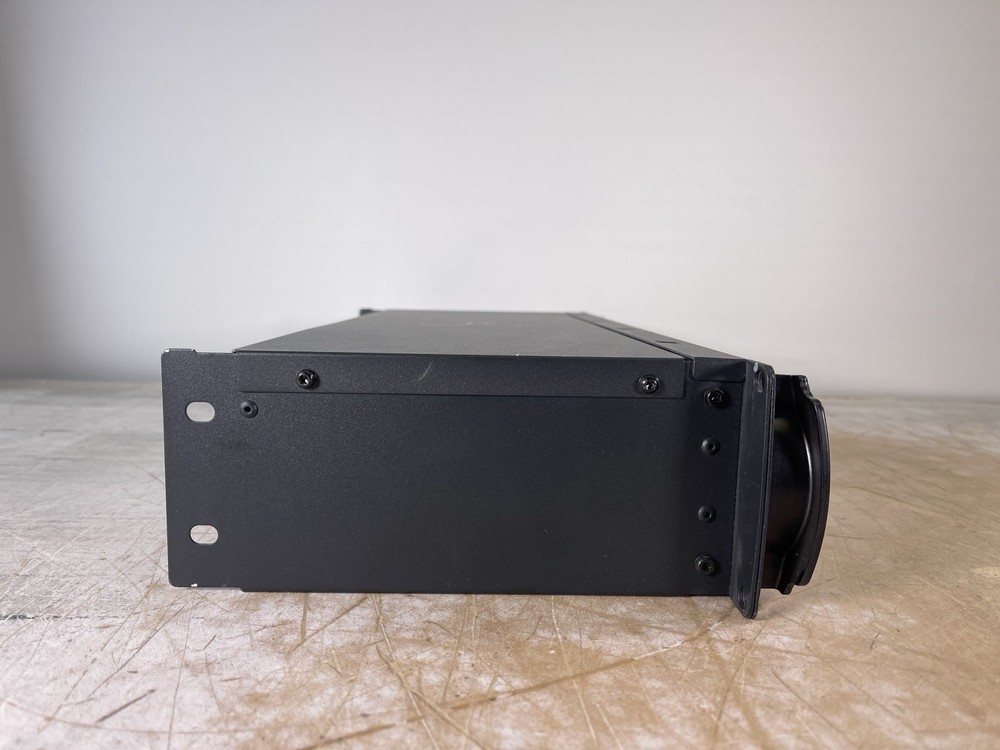 CROWN XLS 1002 2-CHANNEL DRIVE CORE POWER AMPLIFIER - READ DESCRIPTION