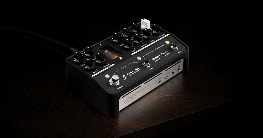 Two Notes ReVolt Bass Amp Simulator Pedal - Black