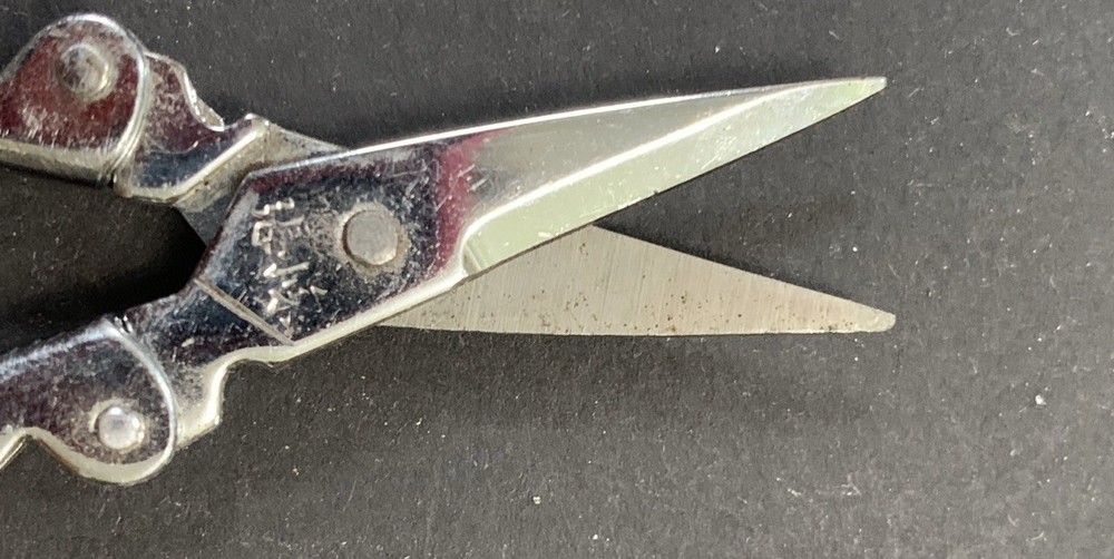 Antique Pair Sewing Scissors Lot Pinking Shears Button Hole Primitive Folding