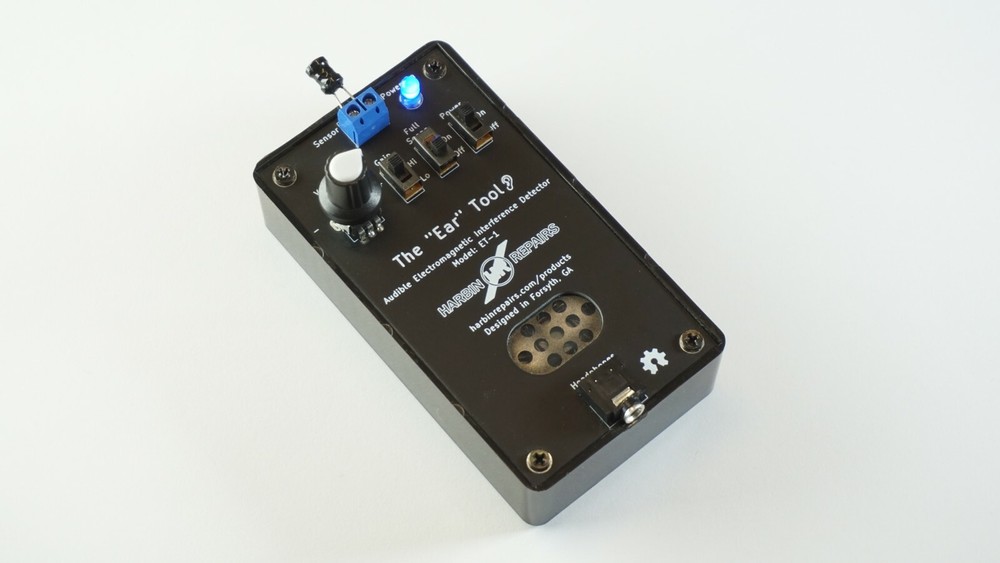 The Ear Tool Soldering Kit - An Audible Electromagnetic Interference Detector