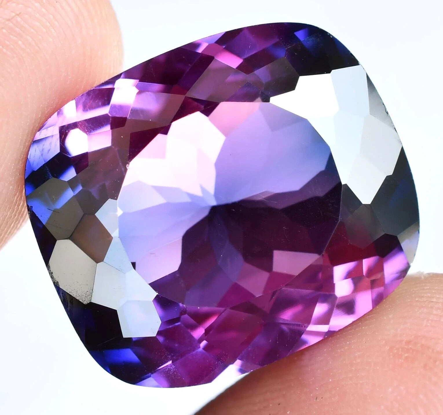 Natural Purple Blue Montana Sapphire 39.25 Ct Flawless Certified Loose Gemstone