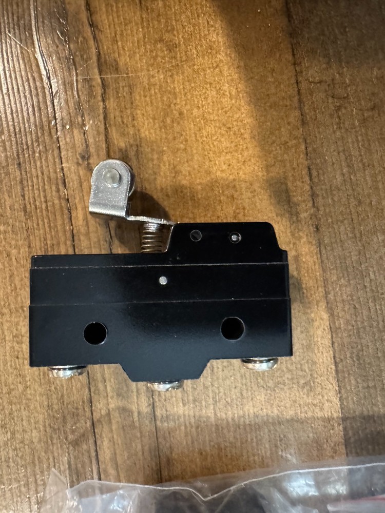 5 Pack Uxcell XZ-15GW22-B AC Panel Mount Roller Snap Button Type Micro Switch