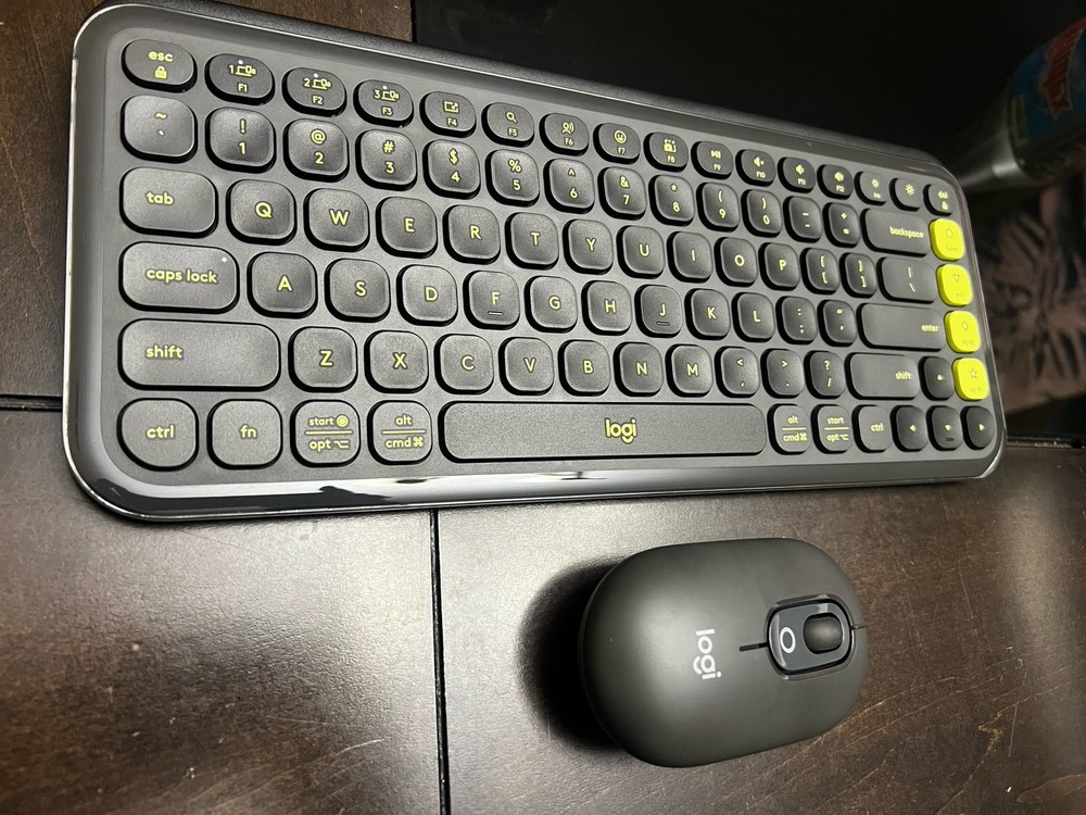 Logitech POP ICON Combo, Bluetooth Keyboard and Mouse Combo -Graphite