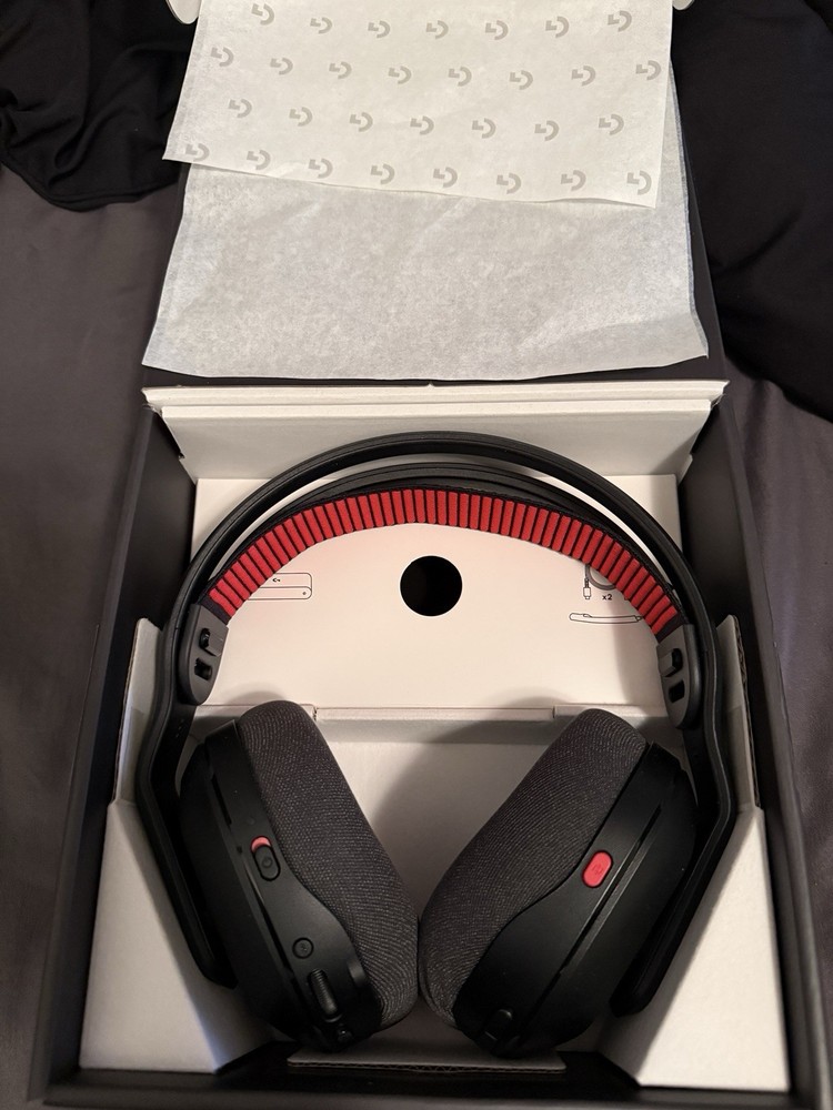 Logitech G Astro A20 x Lightspeed Wireless Gaming Headset with PLAYSYNC