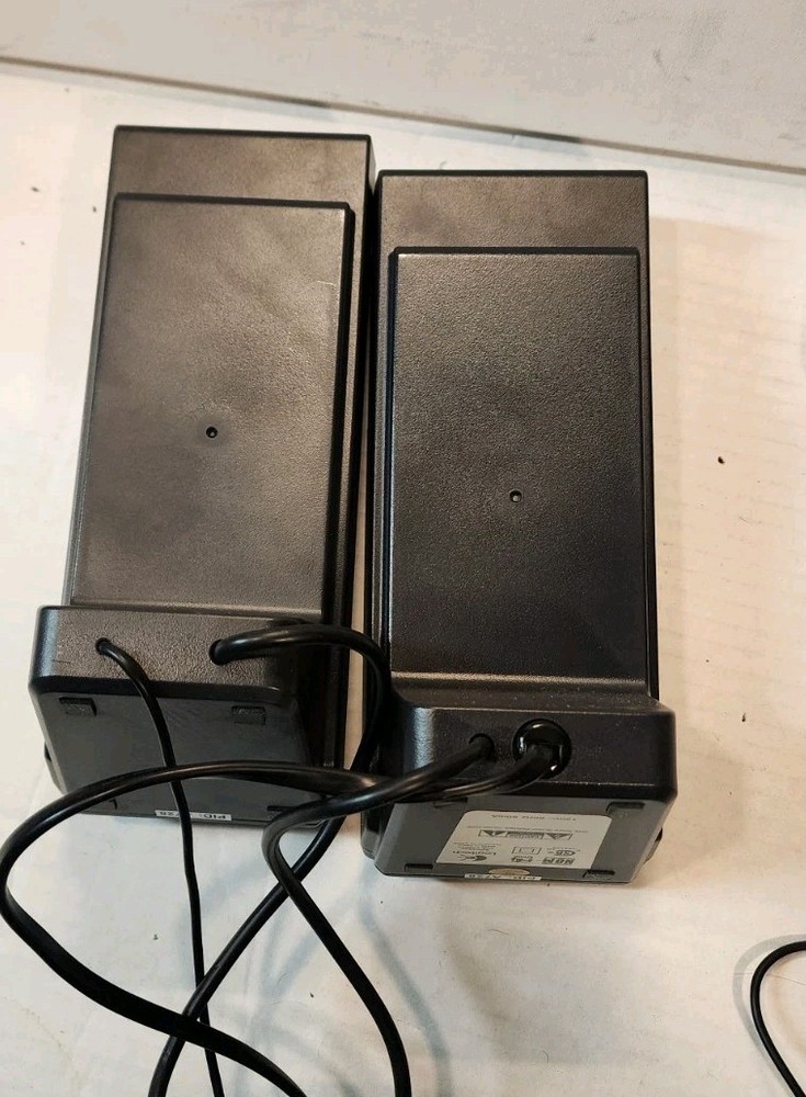 Logitech Stereo Computer Speakers 2.0 Desktop System w/ Volume Control And Jack