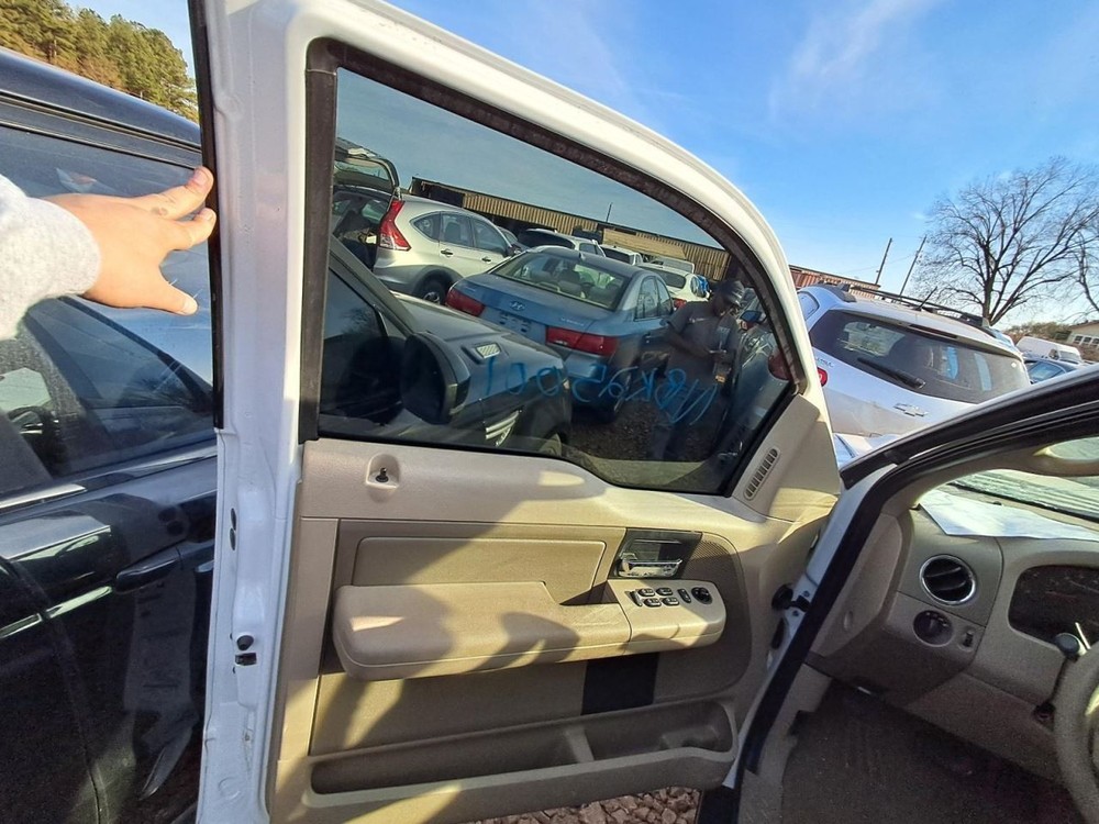 F150 2006 Glove Box 4870547