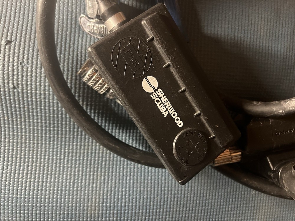 scubapro regulator 6250 Graphite Used With Extras