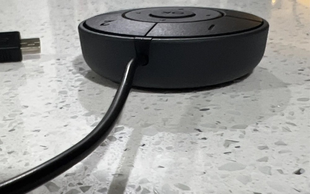 Circular Remote Control for Projector Black (see descript