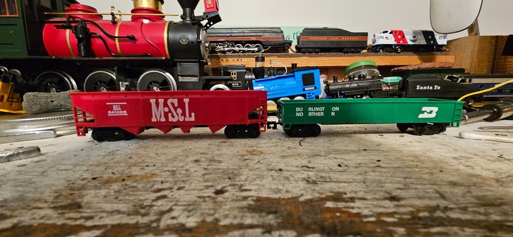 Bachmann HO Scale "The Challenger" Train Set