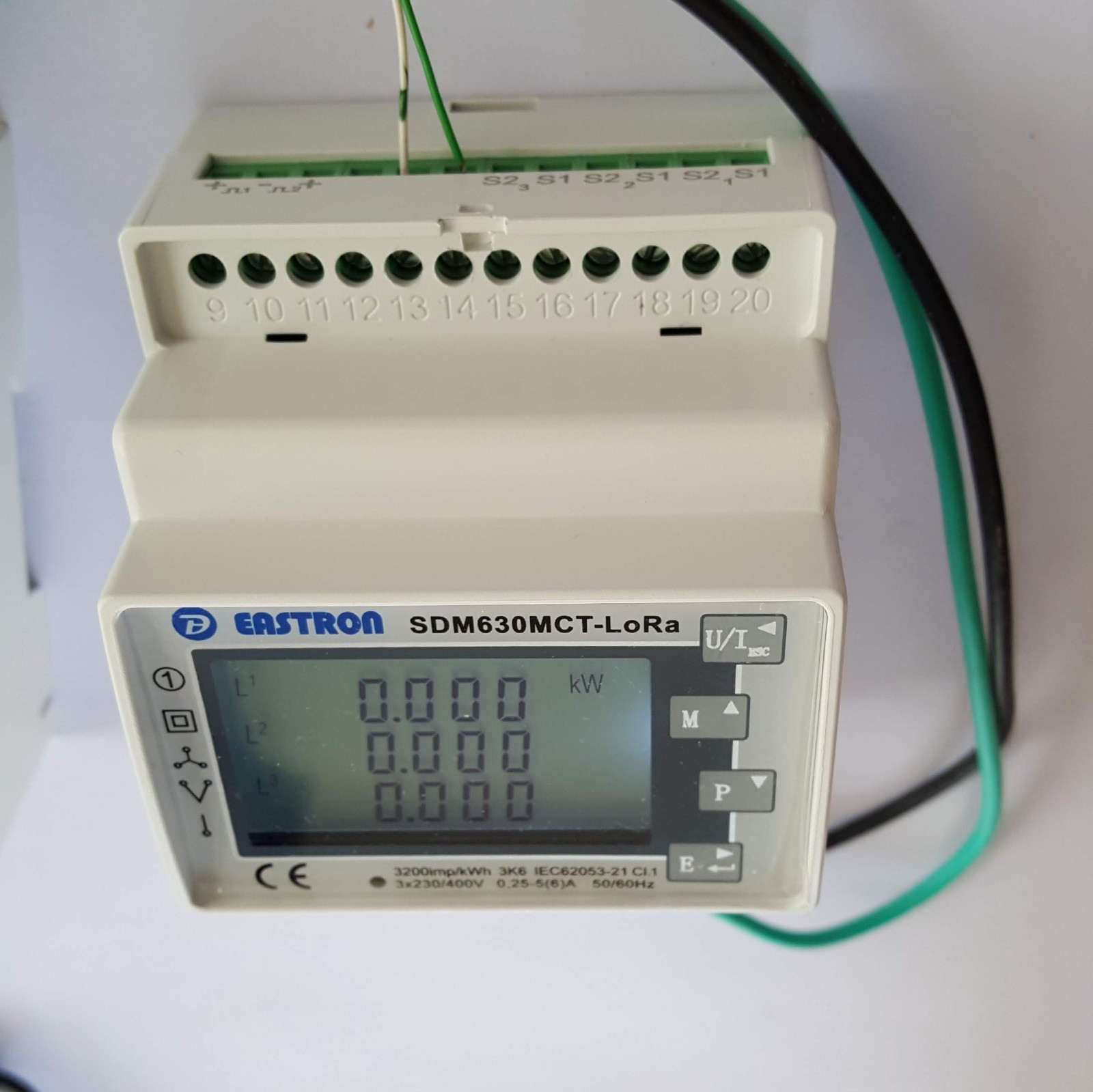 Smart energy meter KWH Volts Amps / Electric Submeter 3+CTs