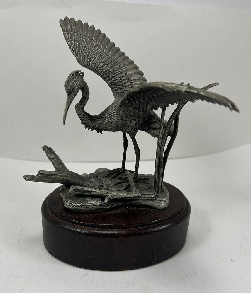 Two Items For Nobody7778 - Heron And Binoculars