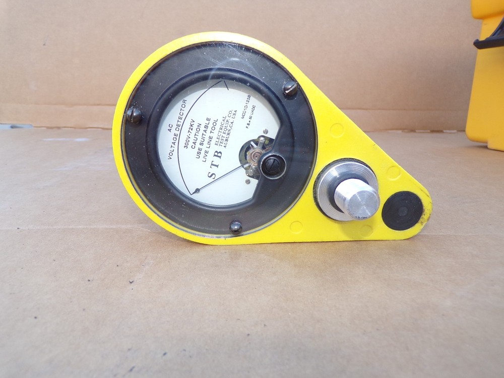 STB AC Voltage Detector 300V-72kV Model 10-1258 With Case