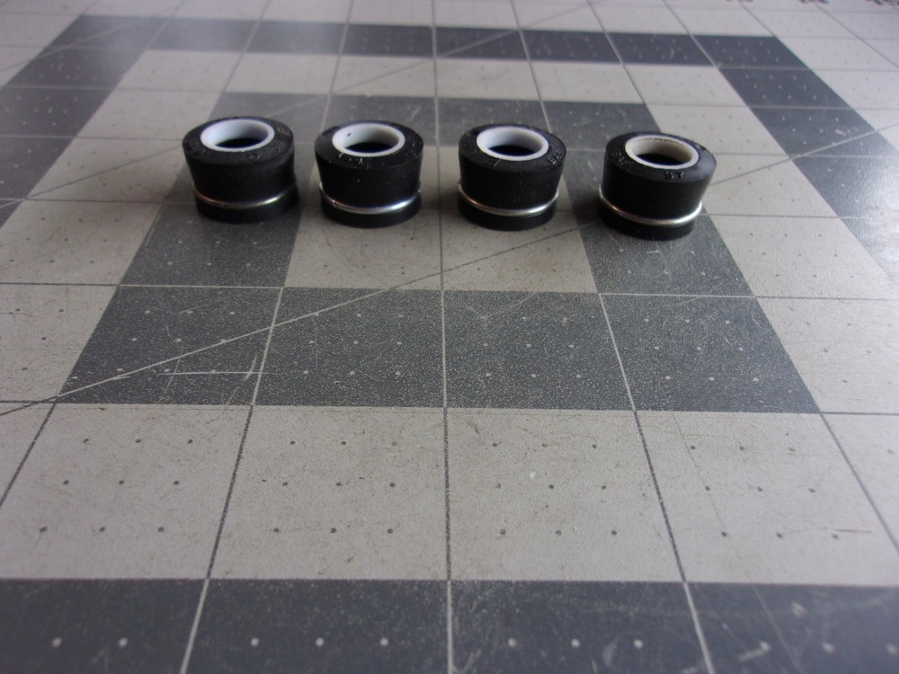 Clevite VS-6 (4) Valve Stem Seals