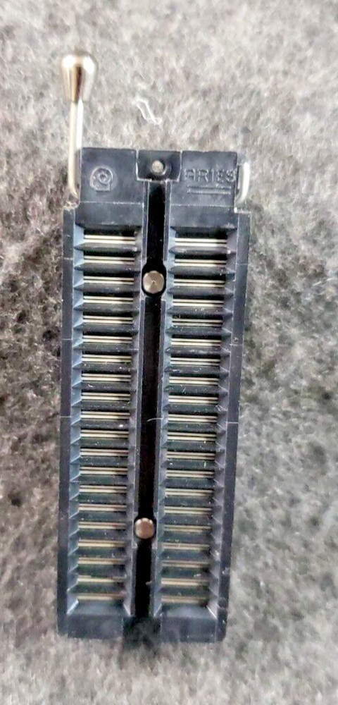 40 PIN Programmer Locking ZIF Socket High Stability for Production Line....(SB4)