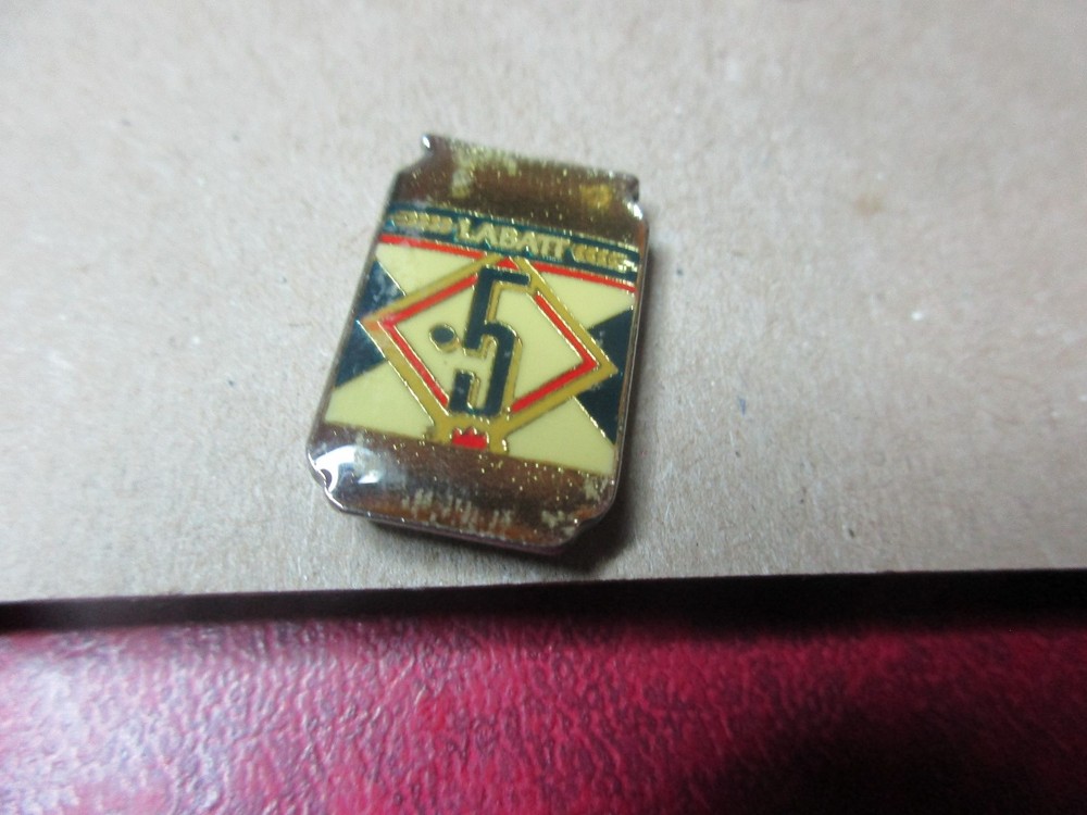 Beer Pin - Labatt - Labatt .5